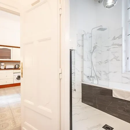 Apartment Bpr Swan Near The Buda Castle Budapest